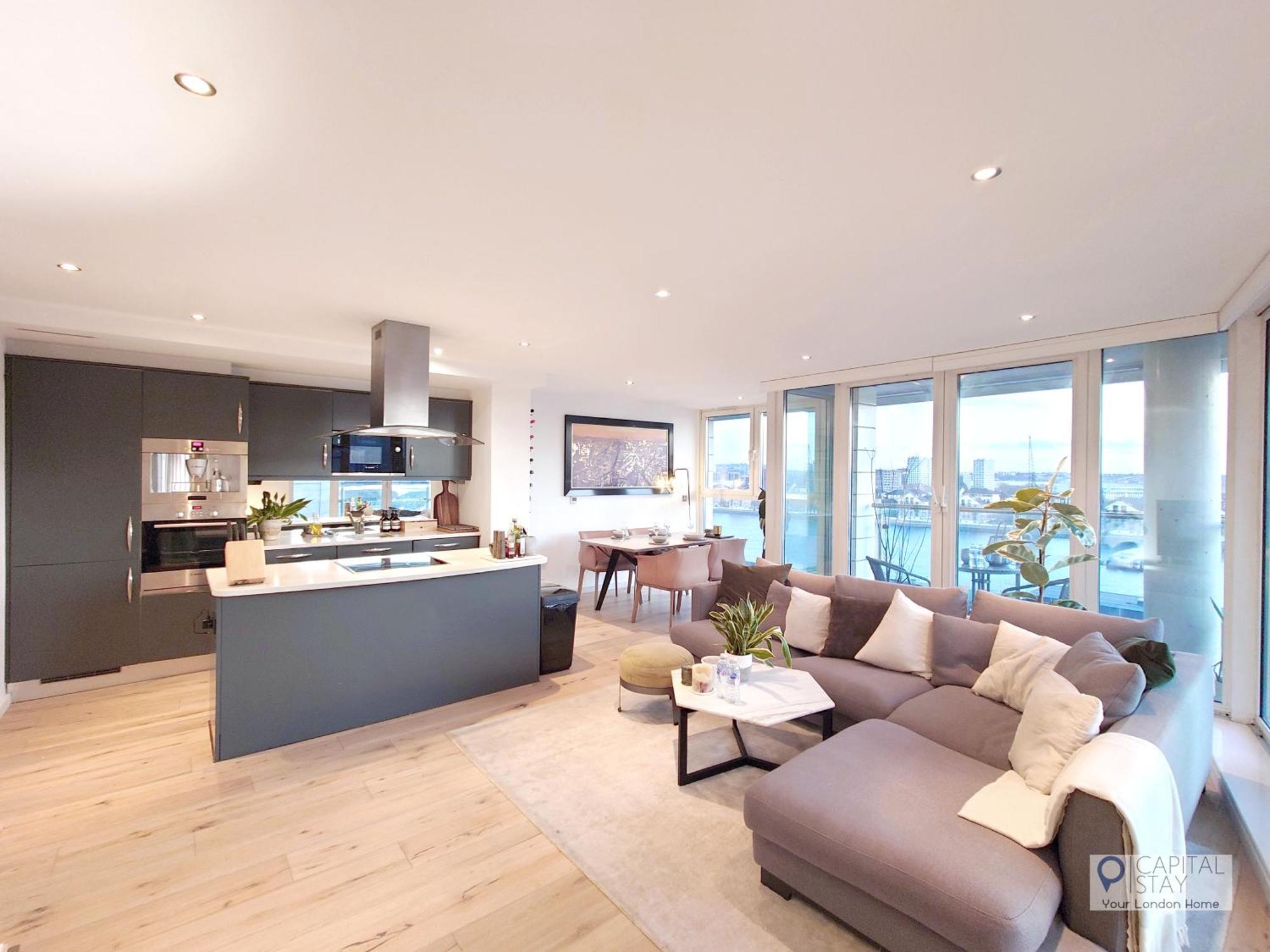 Deluxe Two Bed Apartment With River & City View Лондон Екстериор снимка